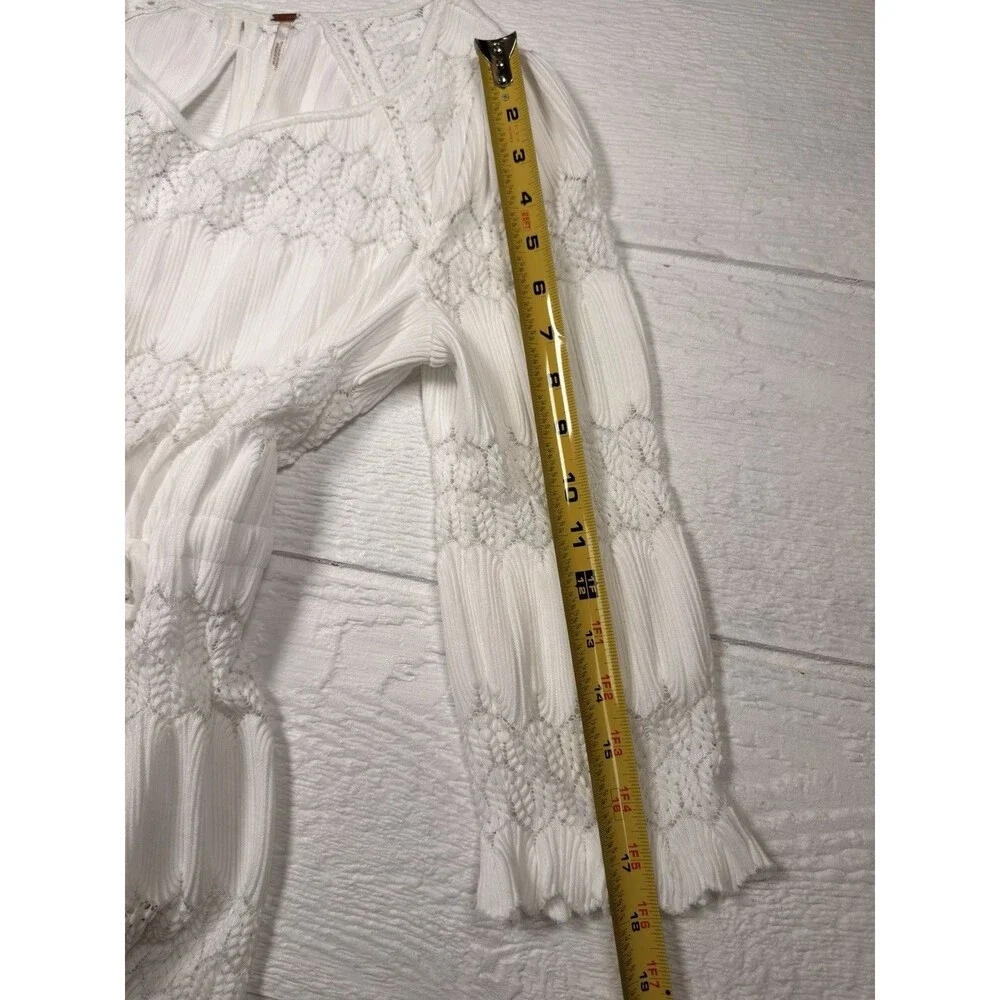 Free People Fire Island Top S White Crochet Boho Peasant Festival Blouse